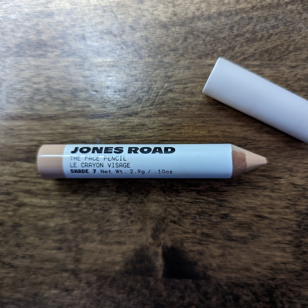 Jones Road The Face Pencil in Shade 07